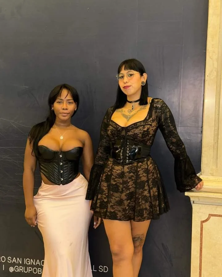 YERAL SEXY TATUADA image 25