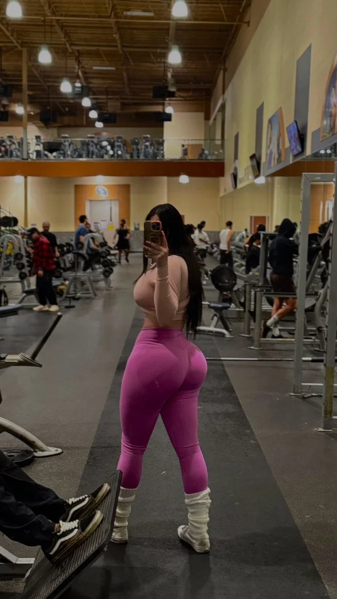 DafneSalman image 6