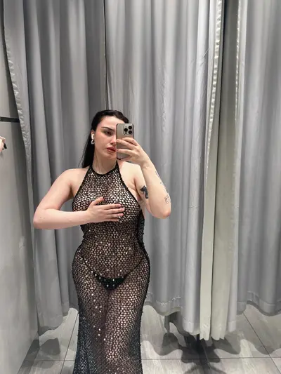 Would you bang in the changing room? cover image