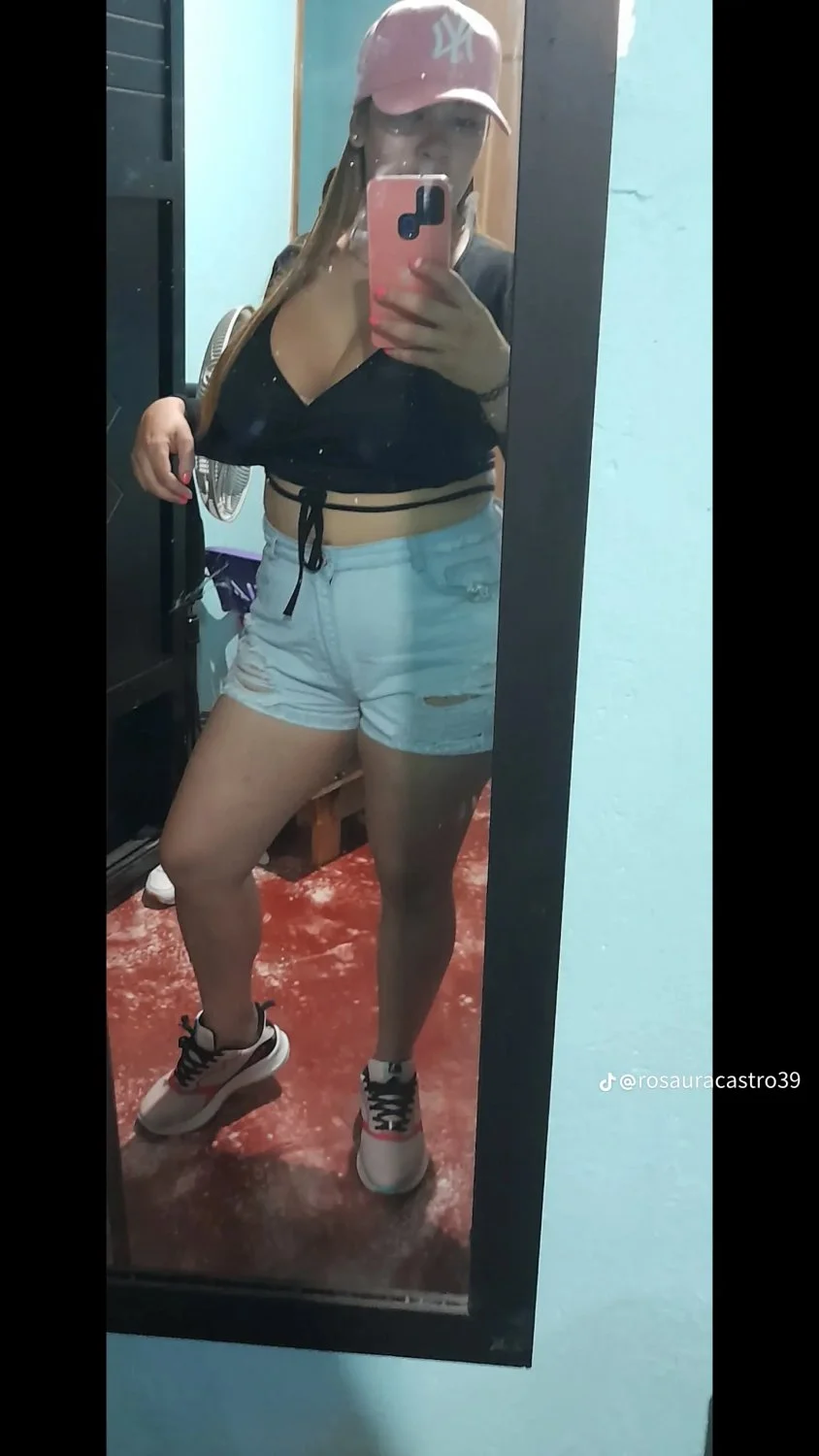 Hermanas image 46