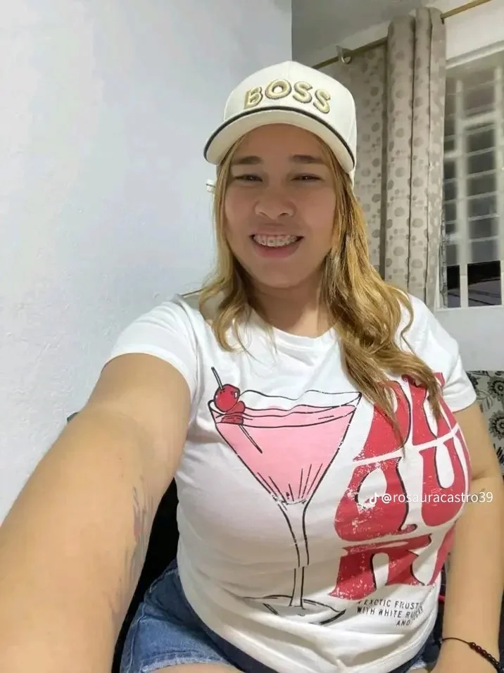 Hermanas image 48