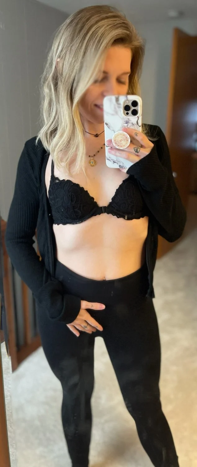 USA Cock Slut Angela image 5