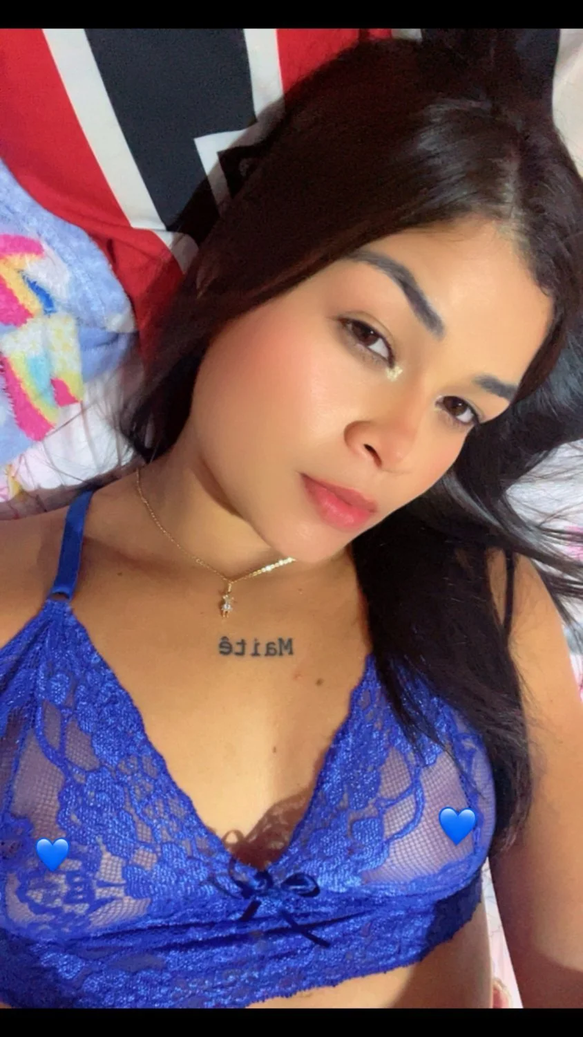 Gianella Latina sexy fitnnes Flaca culona rico coño mostrando y tetas en instagram image 7