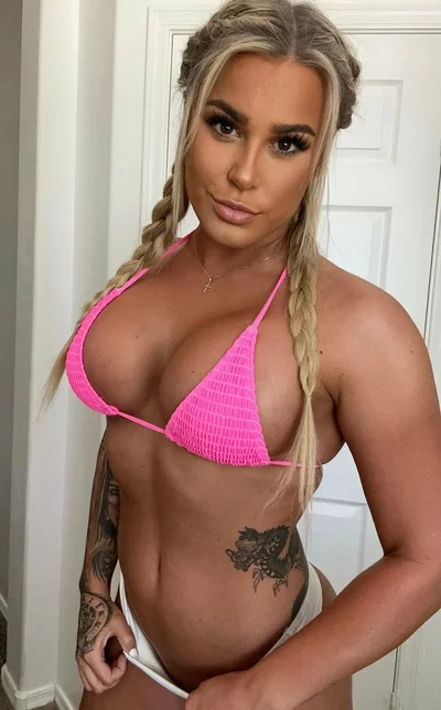 The Perfect Blonde image 27