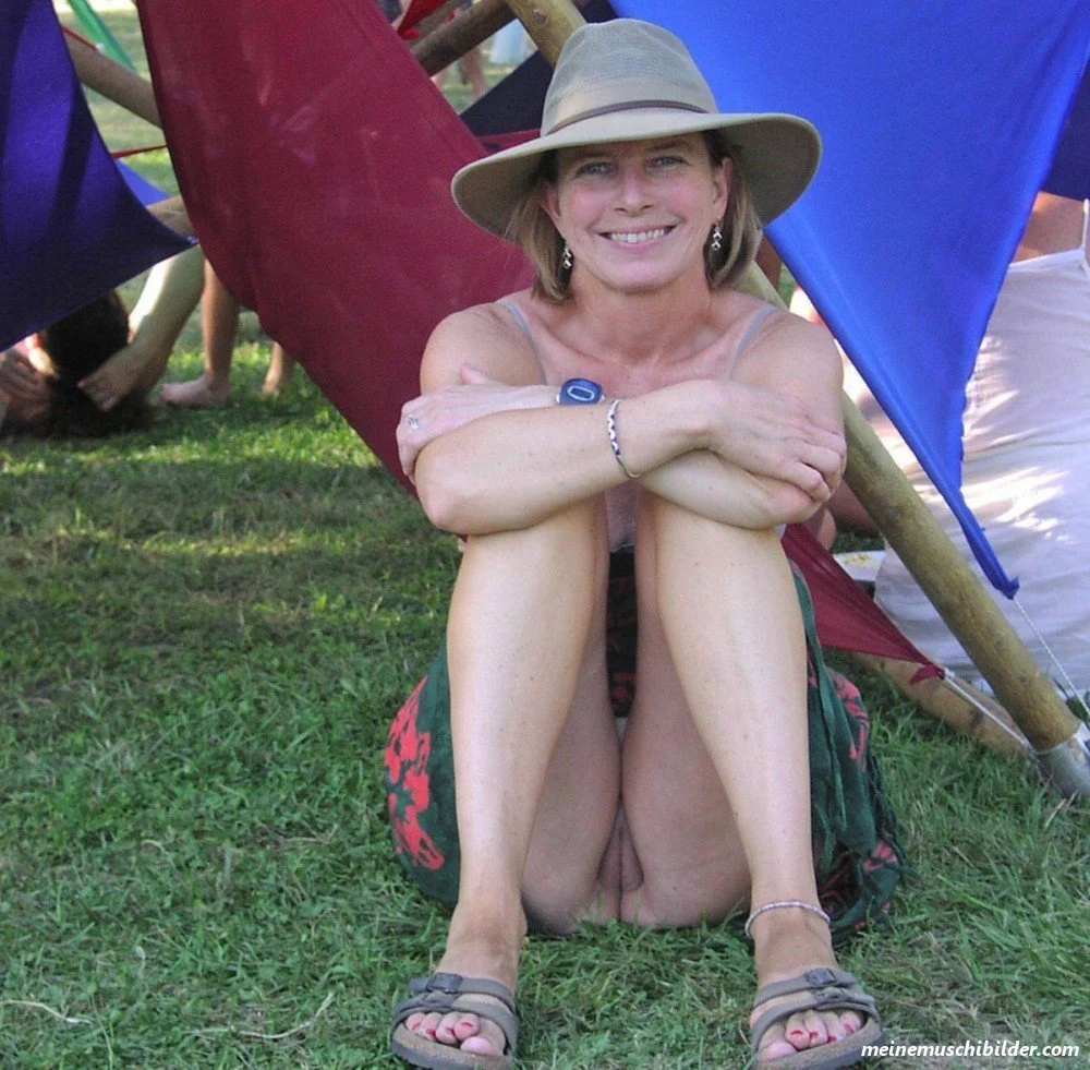 Upskirt 2 image 22
