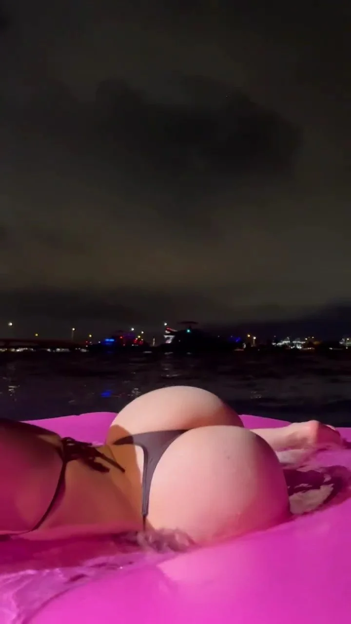 Rica Latina Mami J4yline image 13