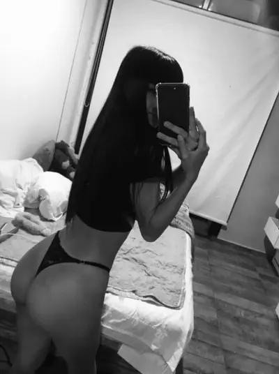 Vazou novinha da bunda gostosa caiu na net tomando na banheira videos novos vazados erome videos br cover image