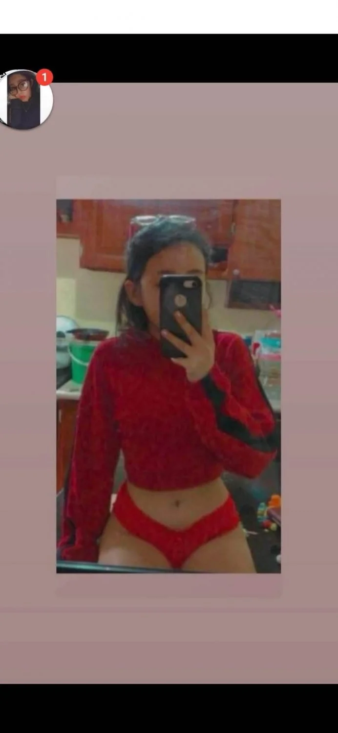 Flaquita puta image 5