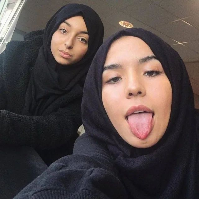 Hijab girl image 9