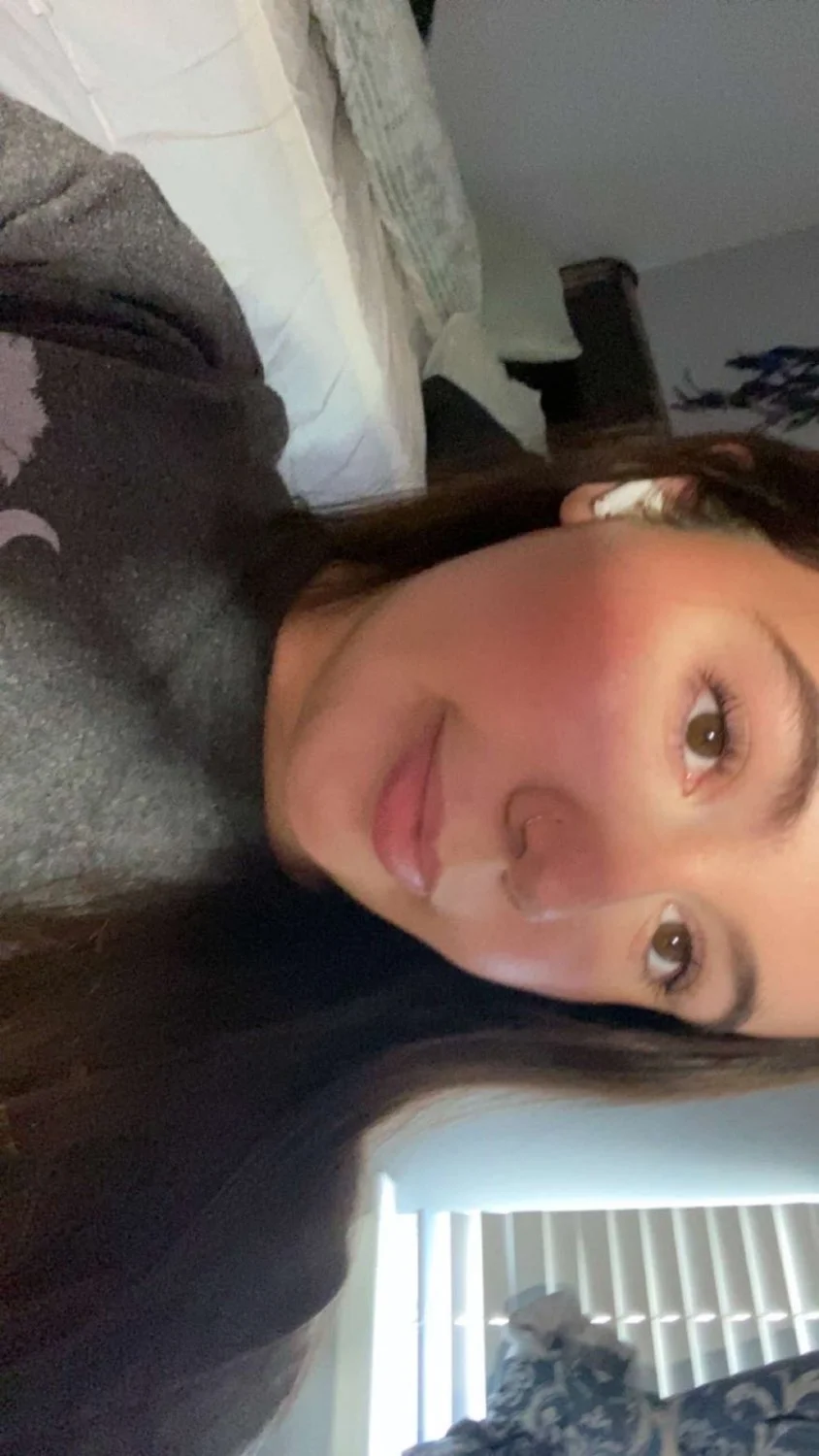 Snapchat slut Kylee’s nudes image 2
