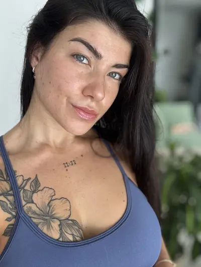 Take a bath with this ass now you get so hard you won't be able to hold on cover image