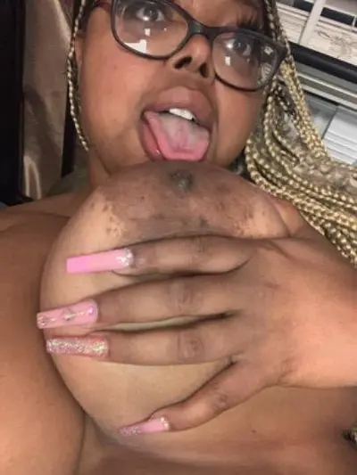 Them areolas😩 cover image