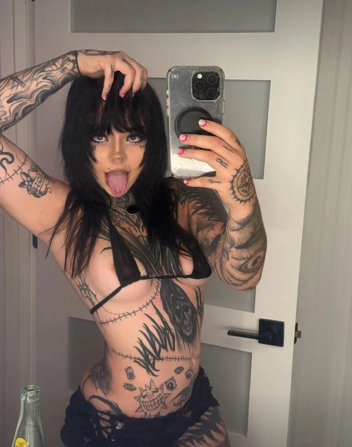 goth slut with huge ass leaked image 27