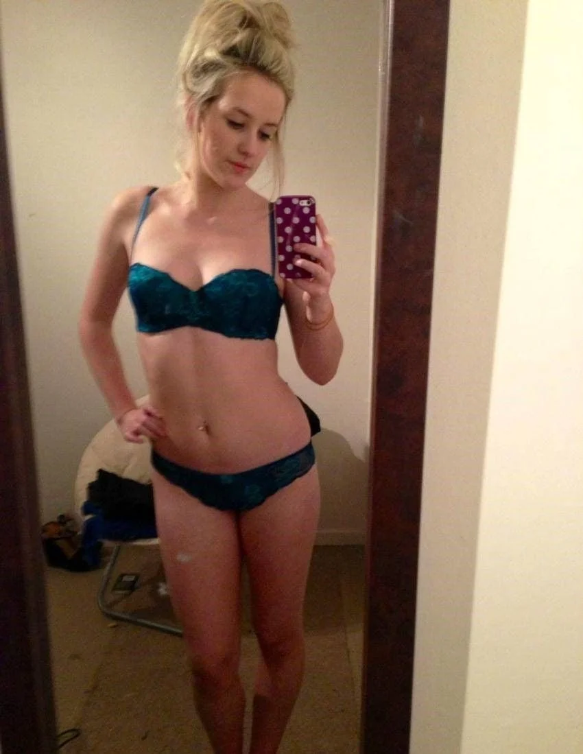 Natasha 19f Cheating Slut From IL image 2
