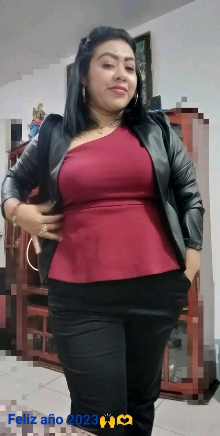 Laura chaparrita de Zapata Altamira image 11