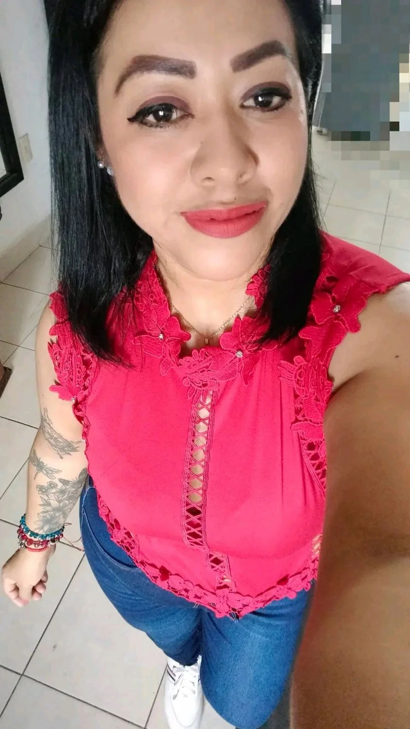 Laura chaparrita de Zapata Altamira image 16