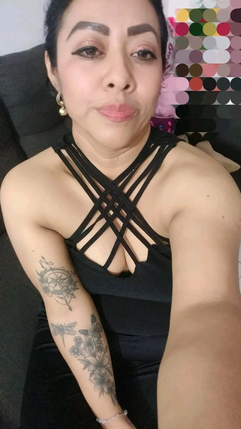 Laura chaparrita de Zapata Altamira image 18