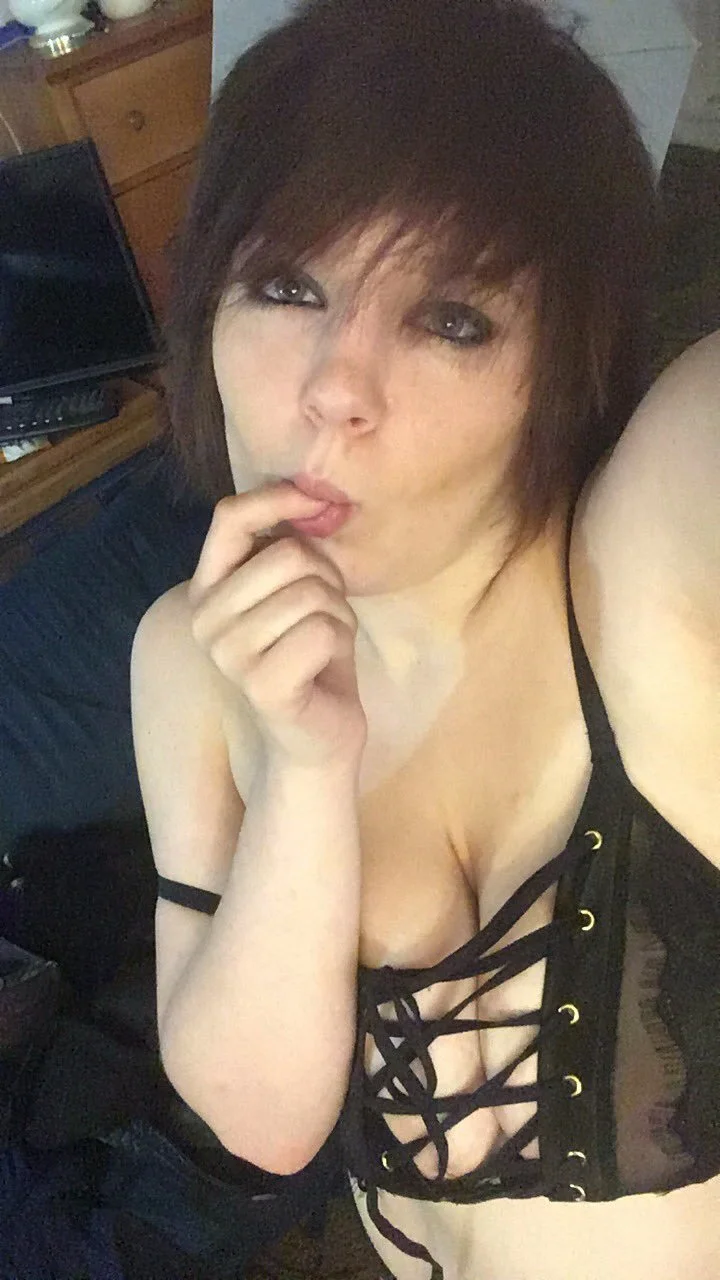 Ash 🔥busty teen image 16