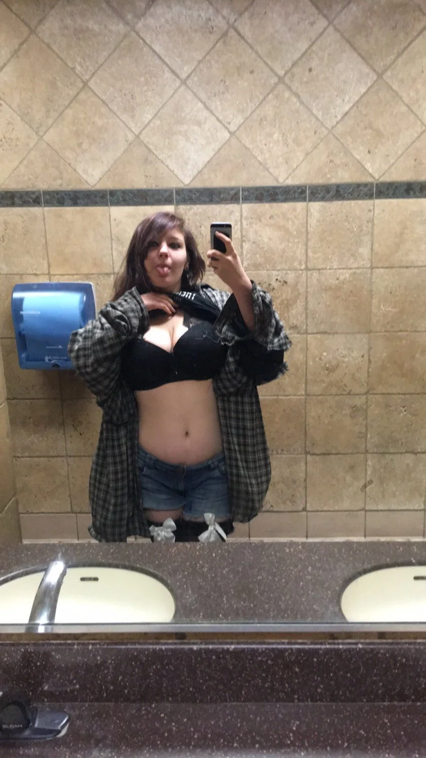 Ash 🔥busty teen image 29