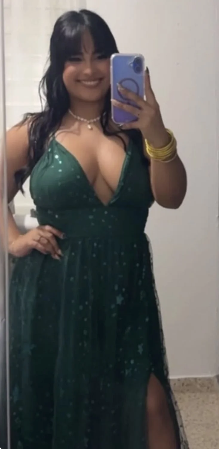 Busco de ella, tiene unas clase de tetas image 2