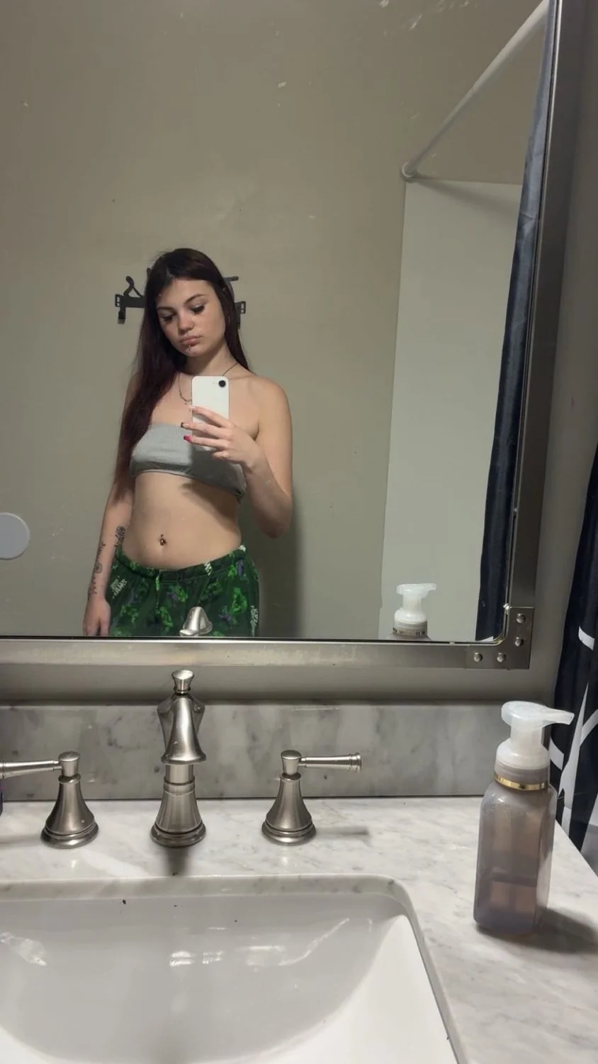 Petite snow bunny Haylee image 4