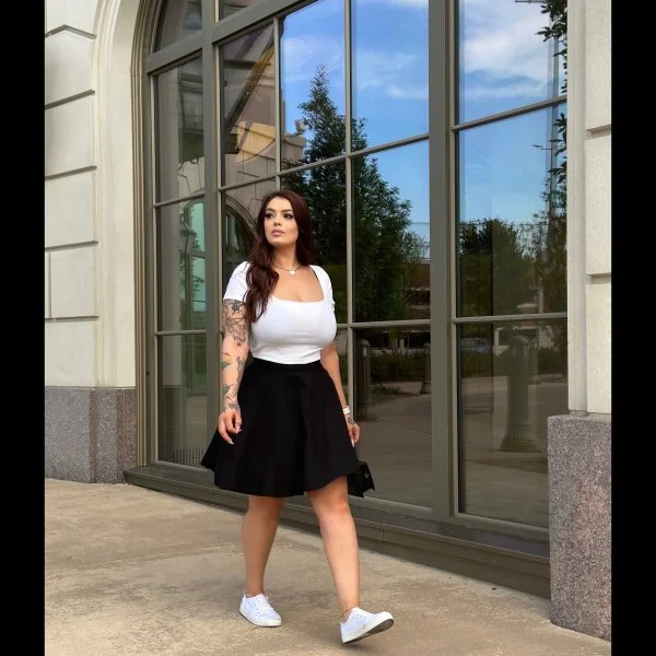 Big tit milf image 6