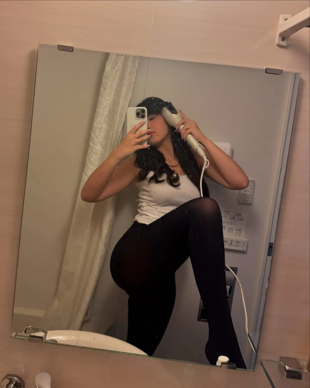 SOFIA SANTINO image 12