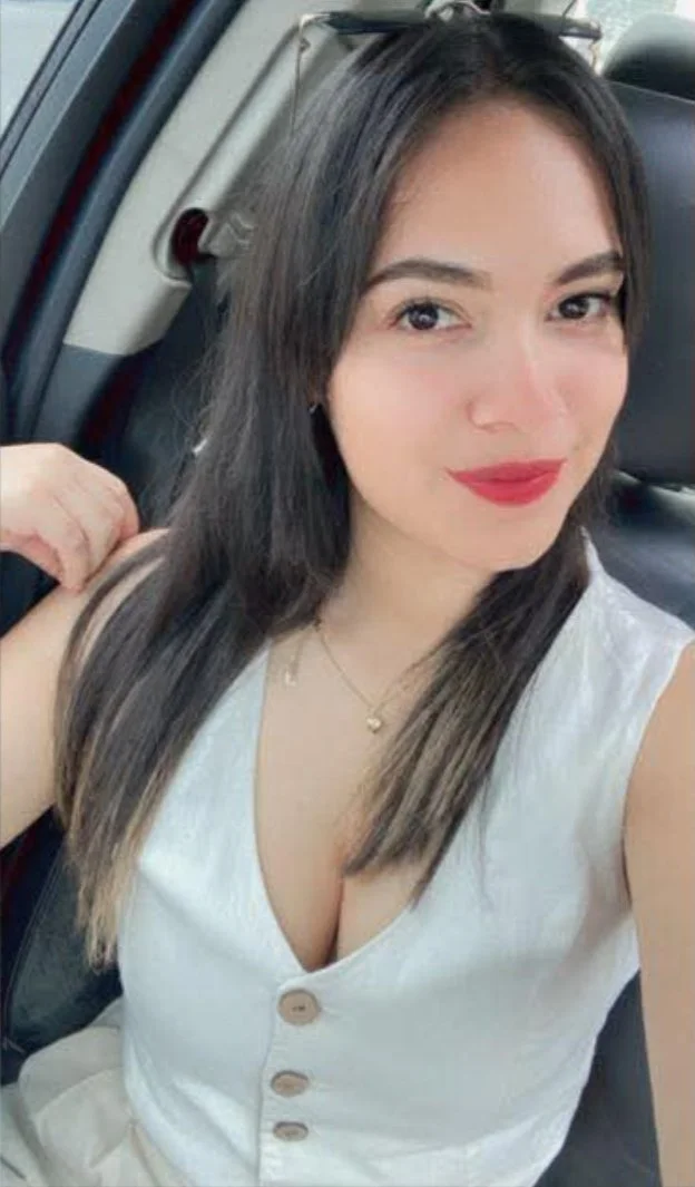 Girl con ricas piernas y hermosa image 4