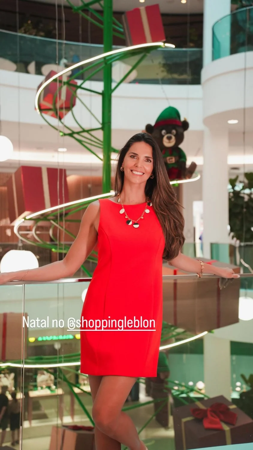 Daniella Sarahyba image 29