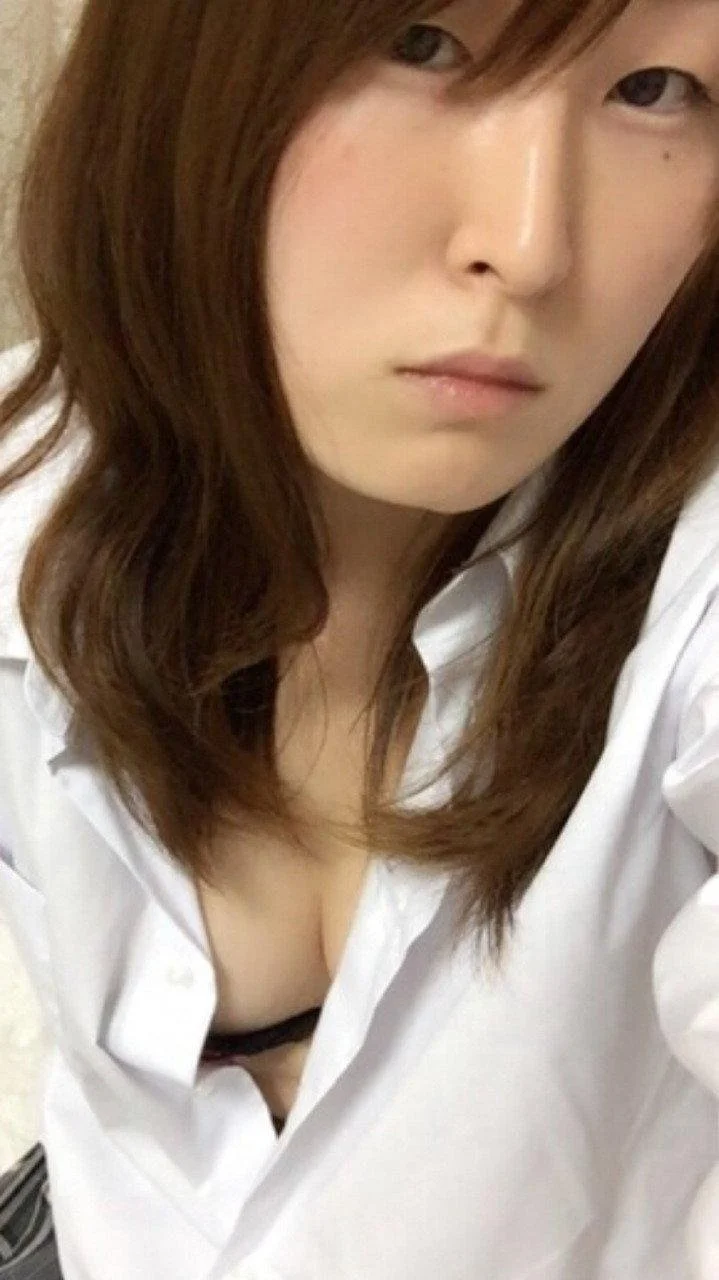 ちょっと地味なお姉さん自撮り image 12