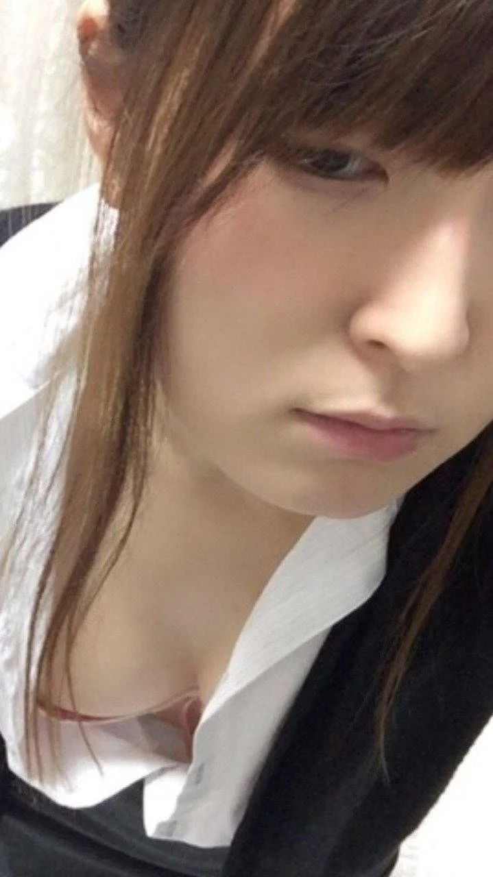 ちょっと地味なお姉さん自撮り image 9