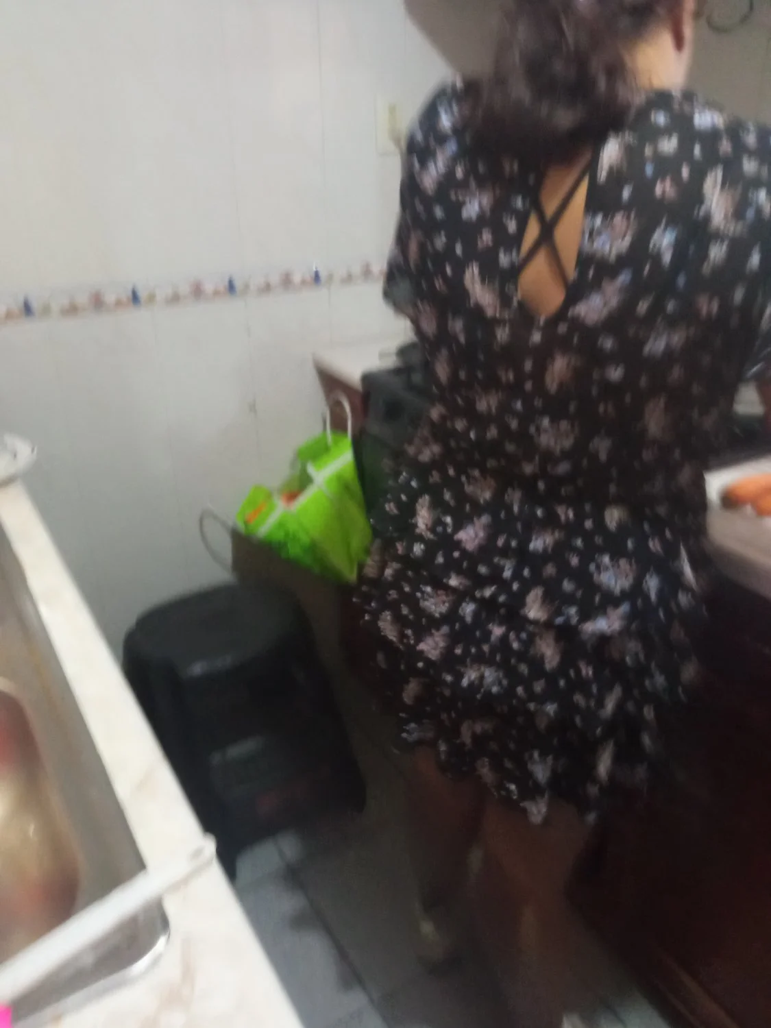 La perra culona y piernona de mi hermana image 18