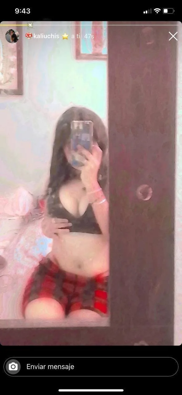 peituda do instagram caiu na net image 2
