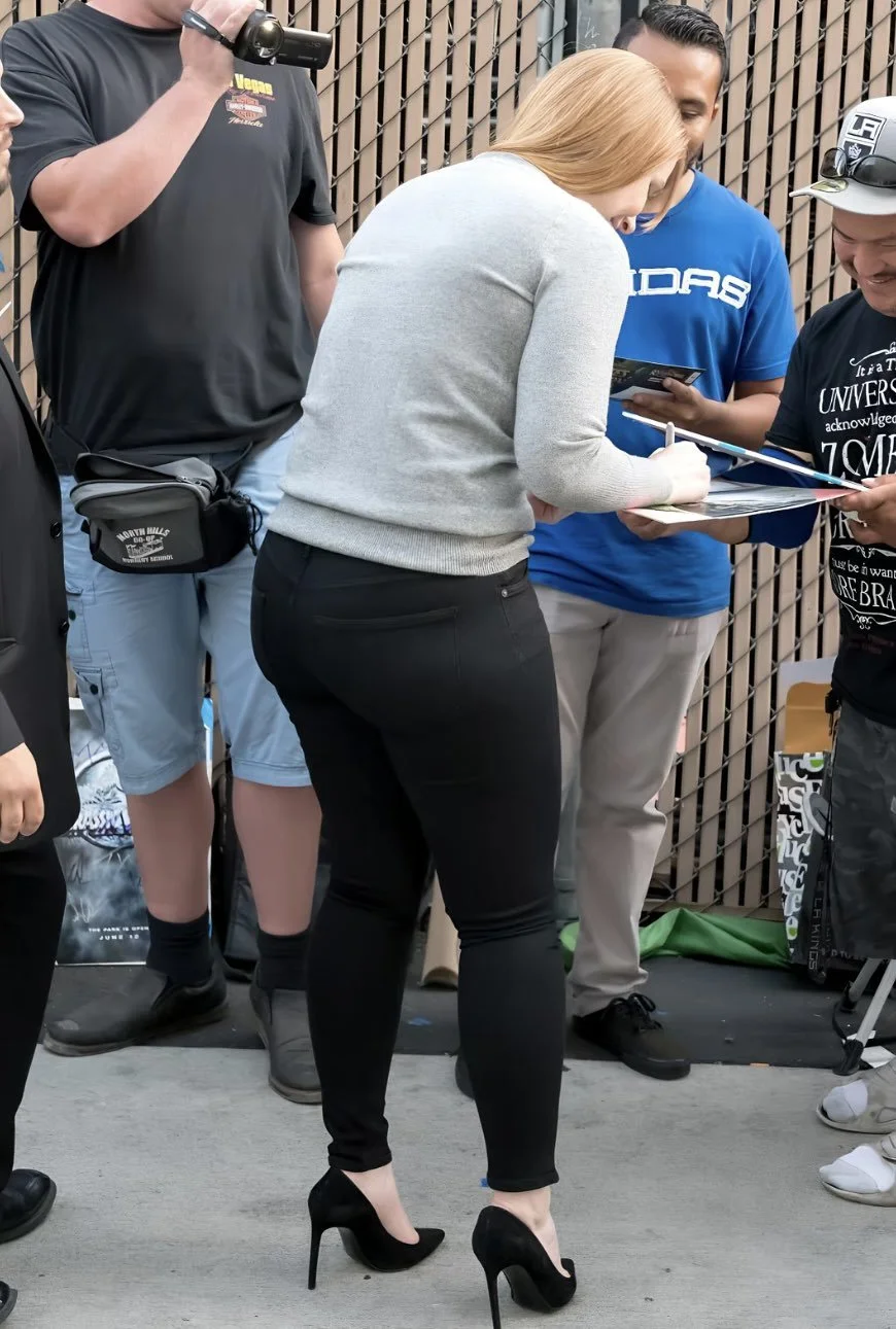 Bryce Dallas Howard image 25
