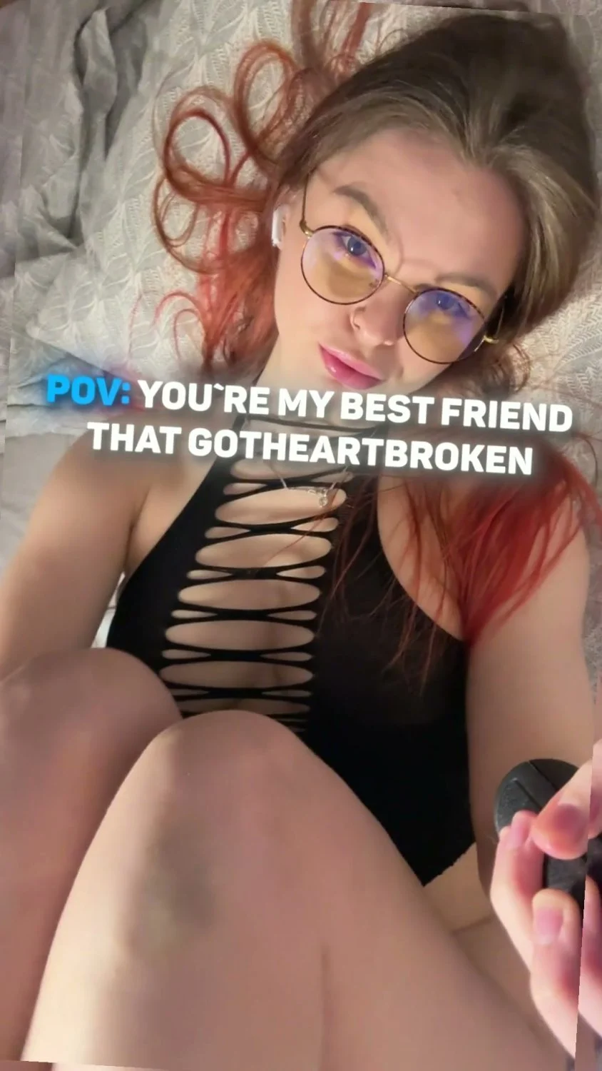 🔞 busty perky tits pussy sucking dick horny nude slut 🫦💦 My OF image 3