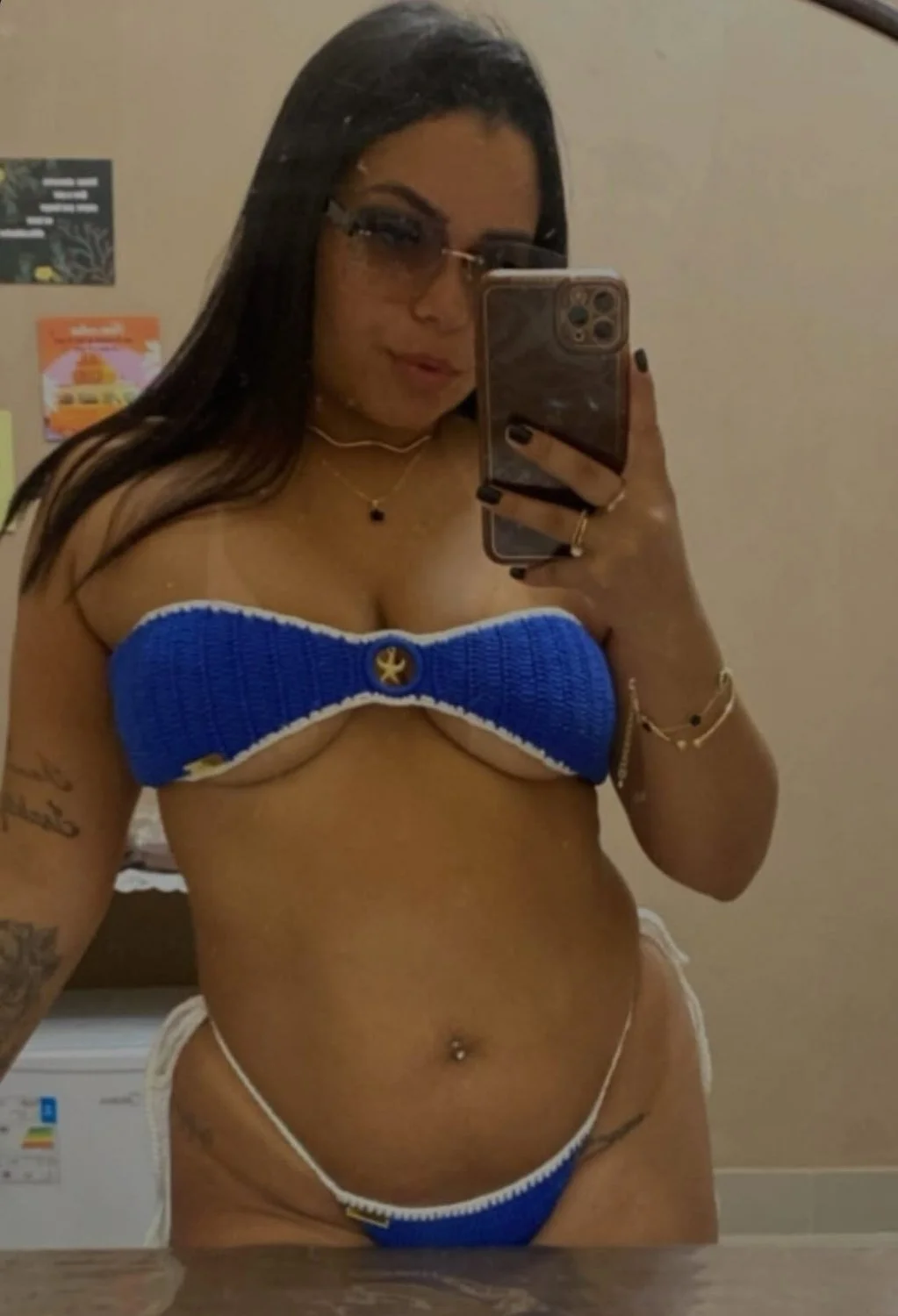 Putinha Safada aproveita que o marido ta preso para se exibir image 4