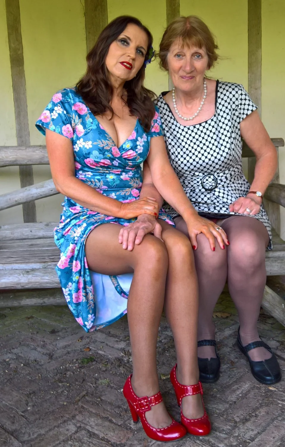 Bettie Hayward uk milf image 36