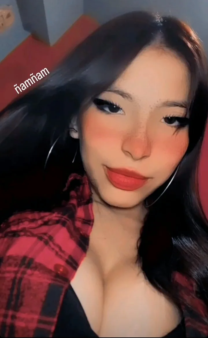 egresada argentina tetona otaku culona expuesta filtrada por ex image 4