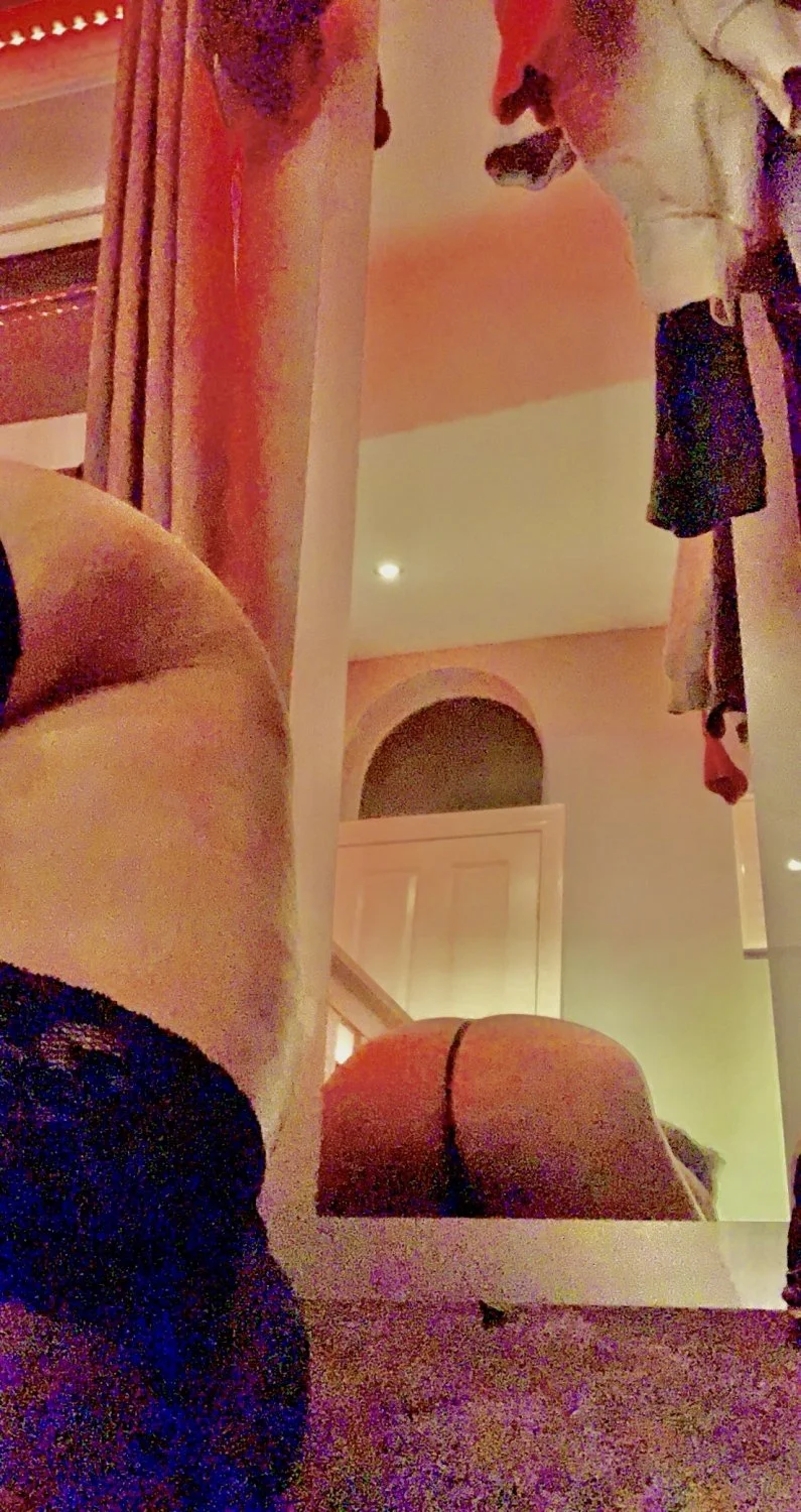 Curvy bad bitch image 3