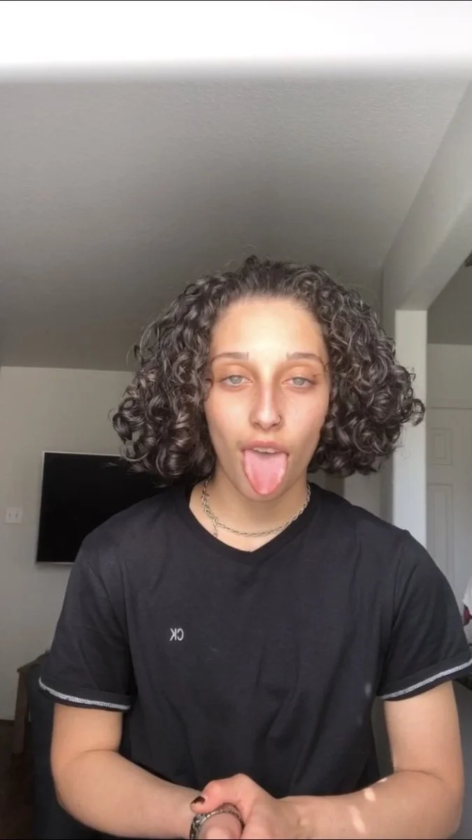 PD #798: Thick lesbian stud image 2