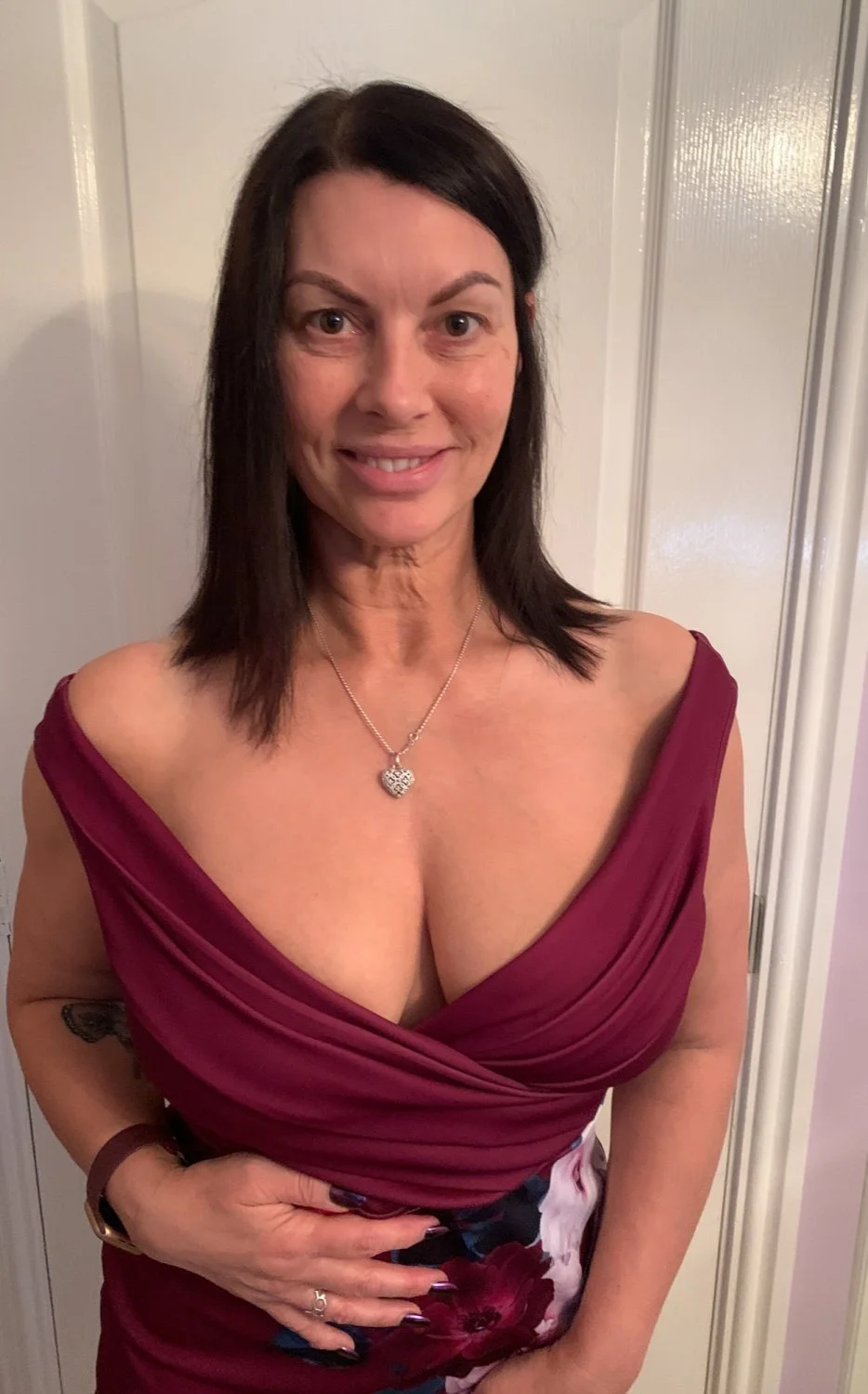UK Milf image 7