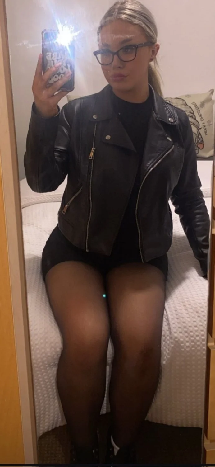 cute blonde uk chav main image