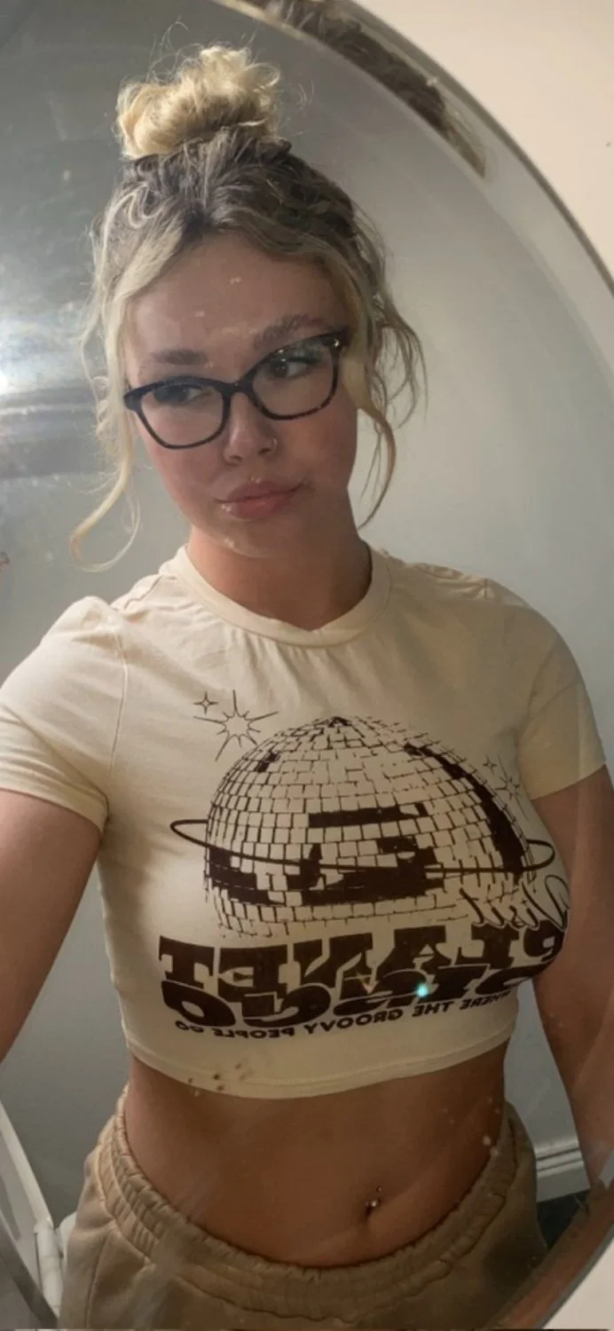 cute blonde uk chav image 4
