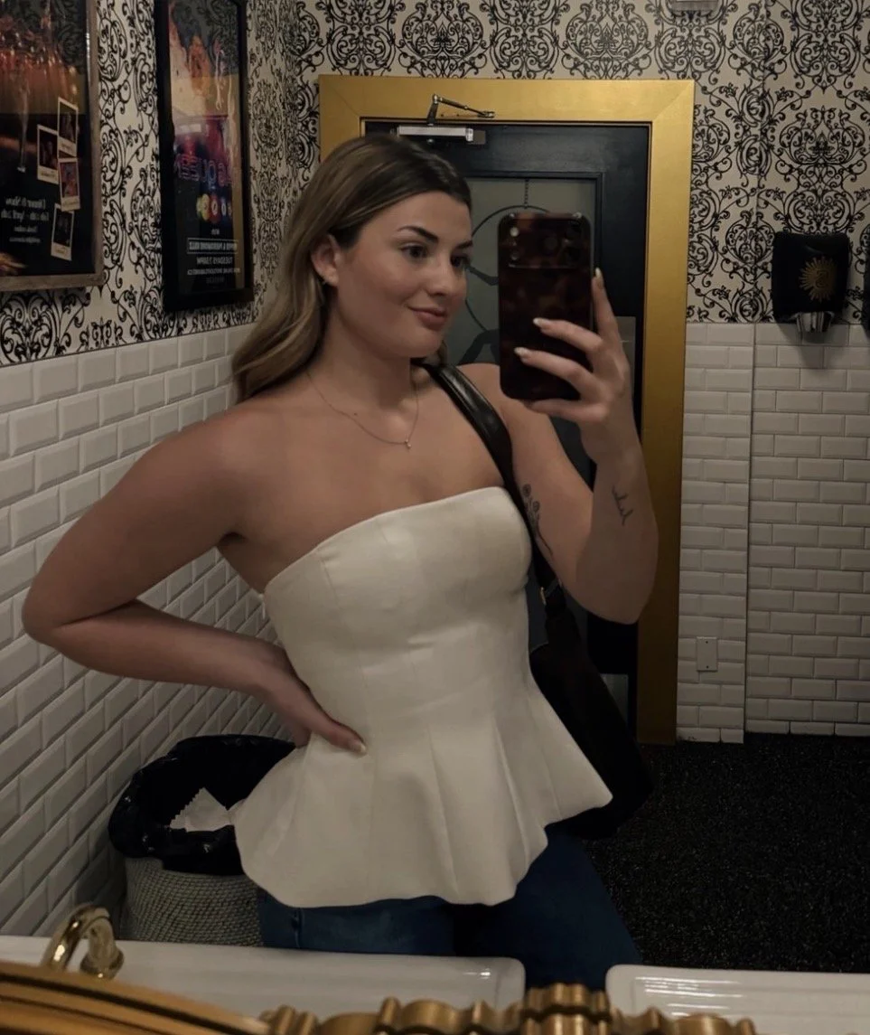 College babe Abi is goonbait image 2