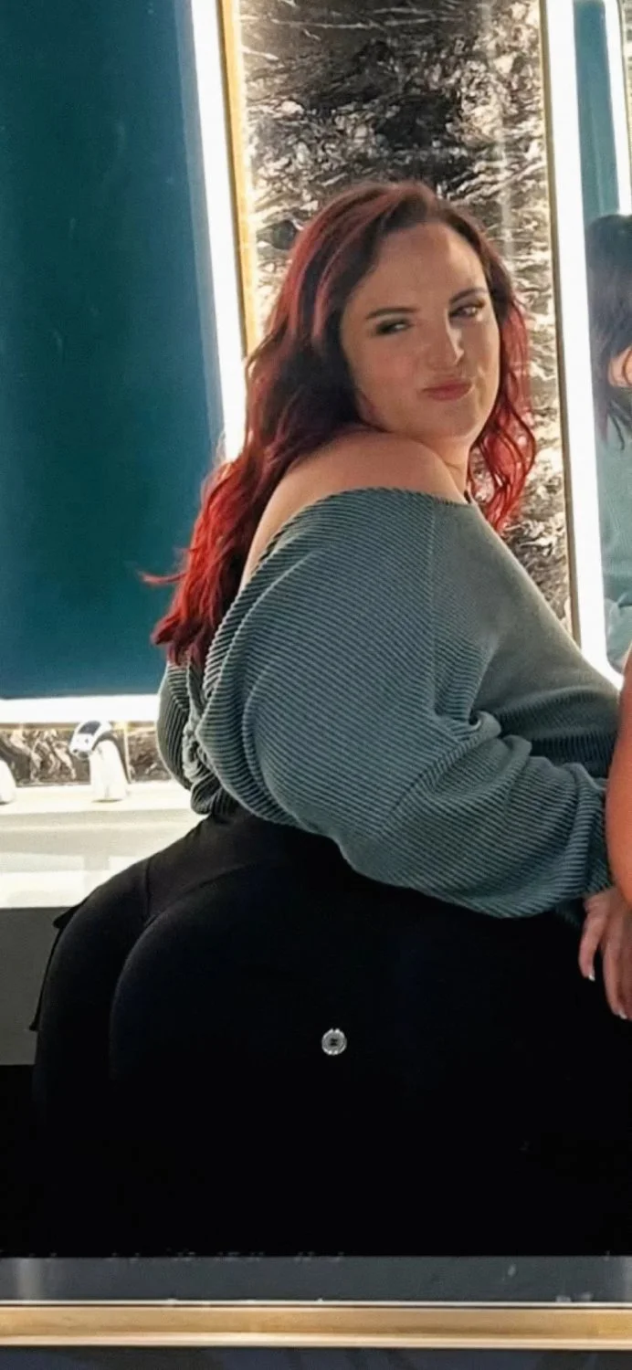 that's a huge ass main image
