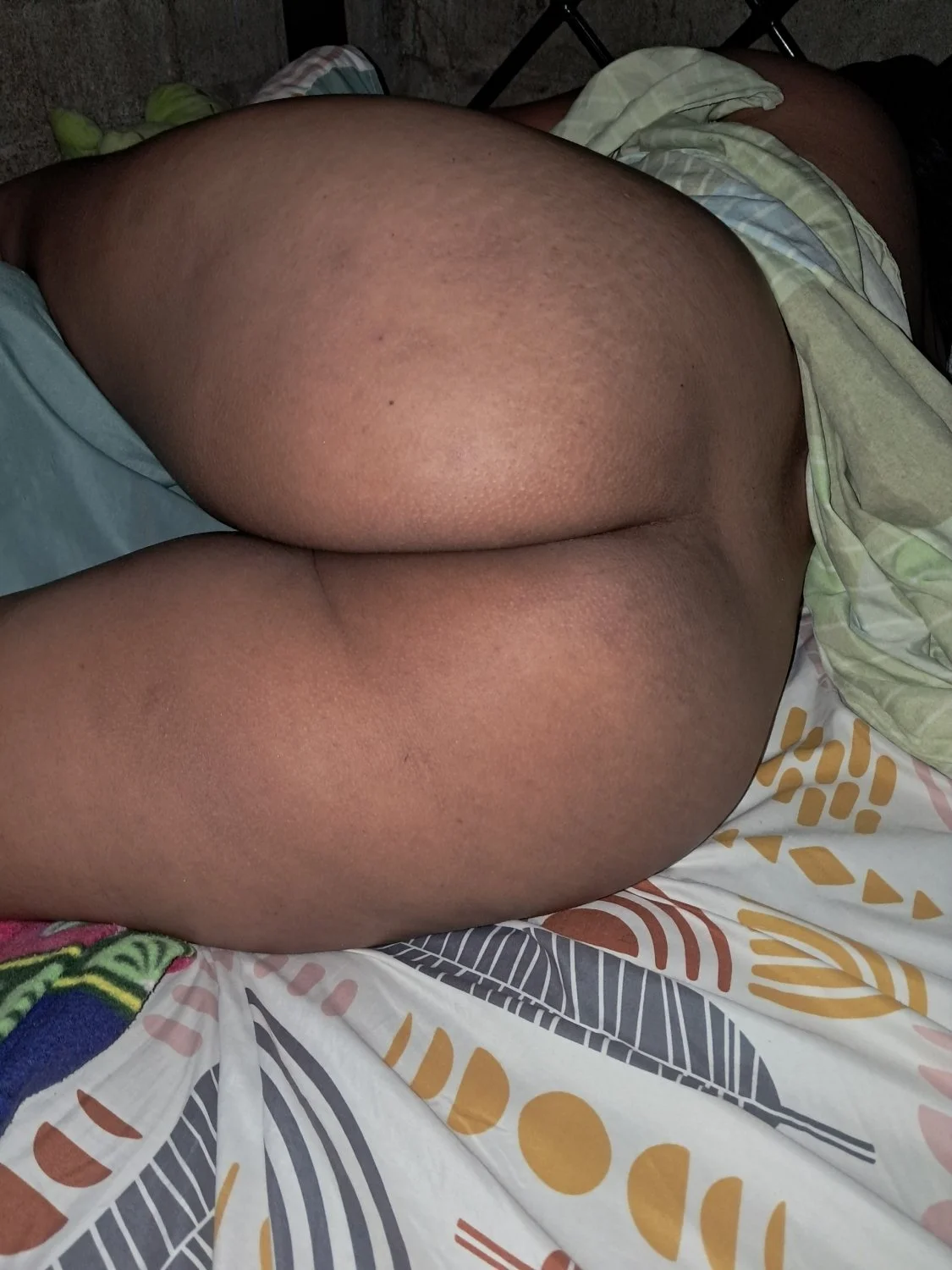Novio pendejo entrega a su novia 🤤 image 10