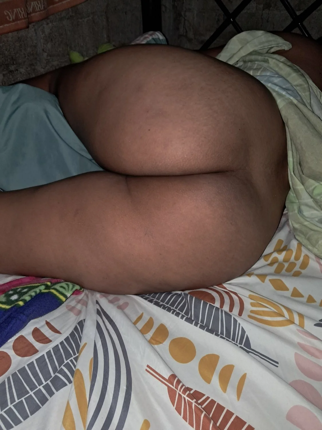 Novio pendejo entrega a su novia 🤤 image 14