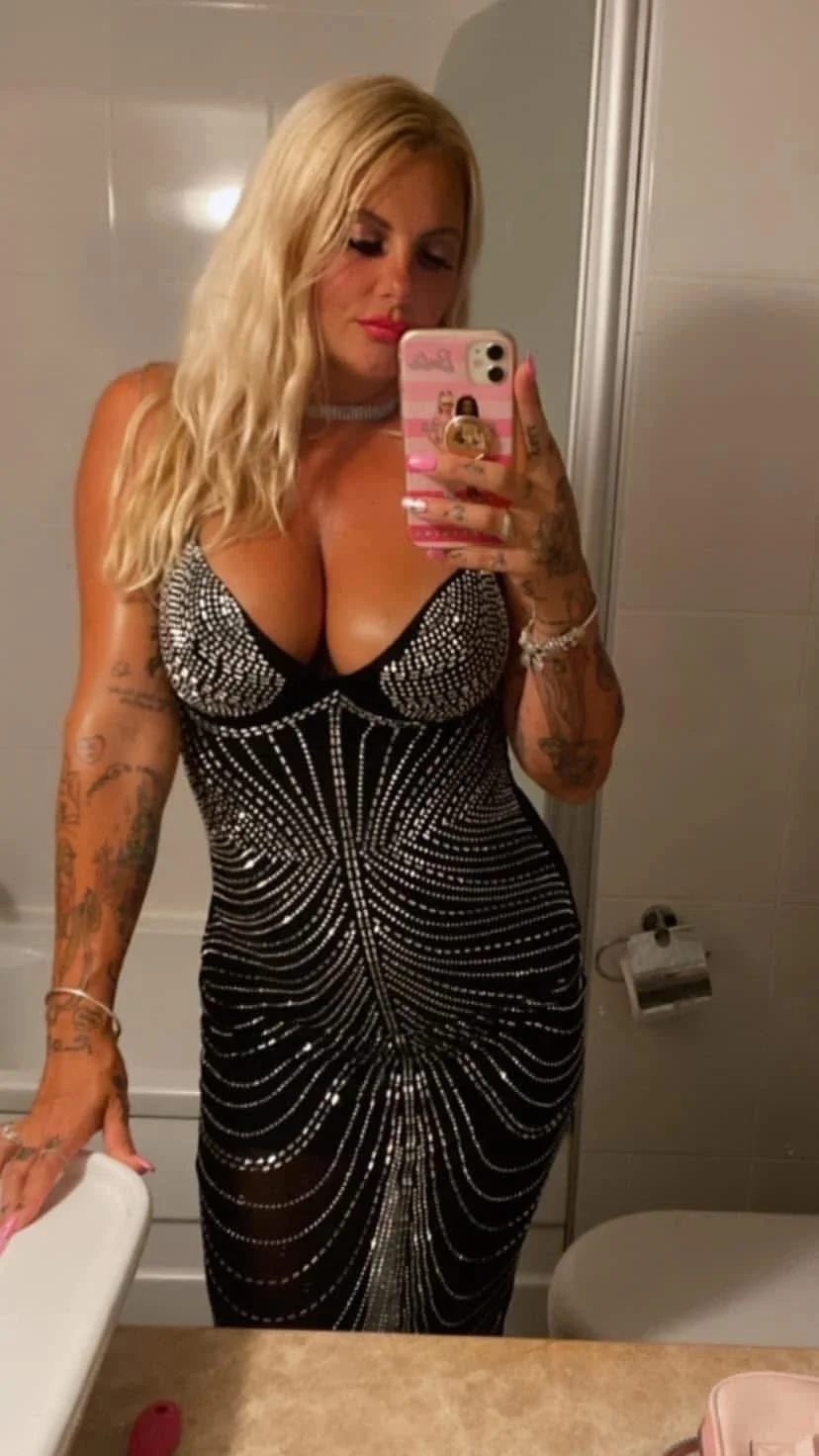 Big titty traveller bimbo 2 image 11