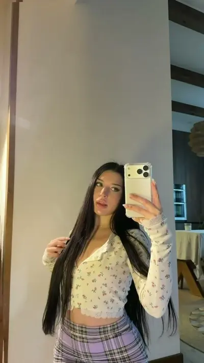 🔞 naked fat ass grinding nude wet pussy 💦🍑 Check my OF cover image