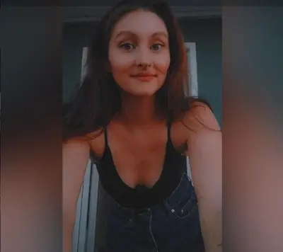 Sexy Brunette Webslut cover image